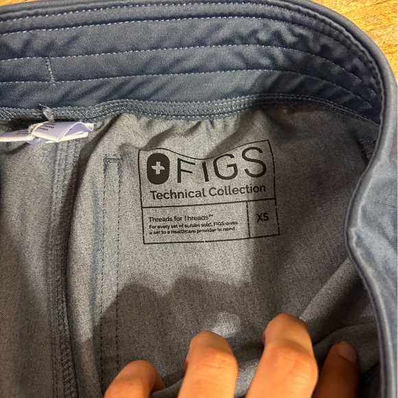 FIGS Technical Collection Scrub Pants-XS-Heather Denim - Picture 2 of 7